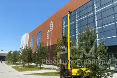 Завершается строительство стендов выставок 
